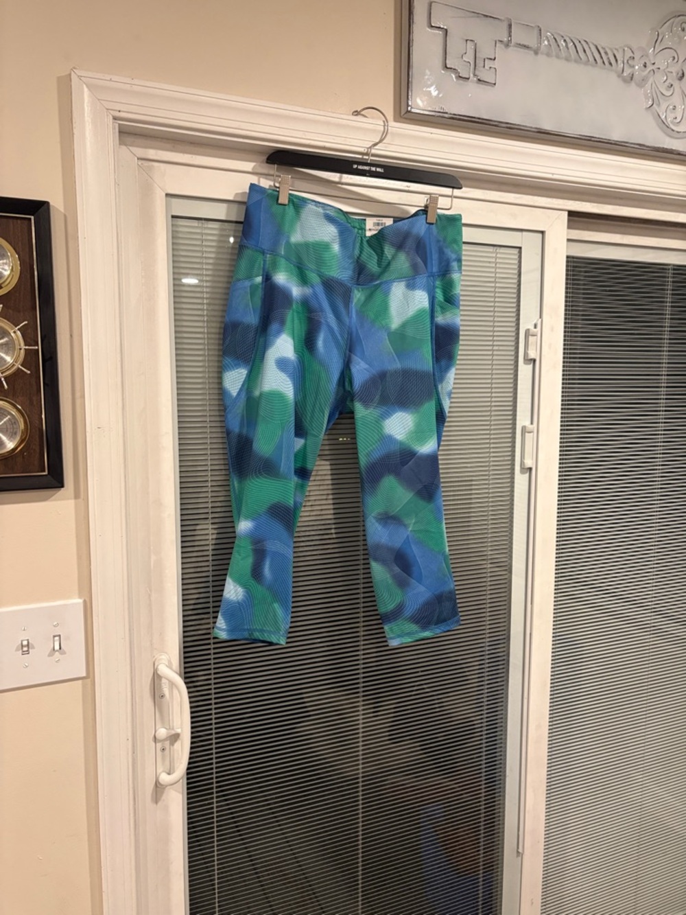 Ideology Blue & Green Abstract Active Capris